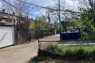 1806 C St SE, Washington, DC 20003 - Photo 13