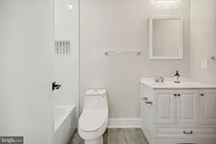 824 18th St NE, Washington, DC 20002 - Photo 9