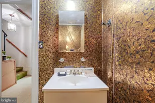 1430 Foxhall Rd NW, Washington, DC 20007 - Photo 29