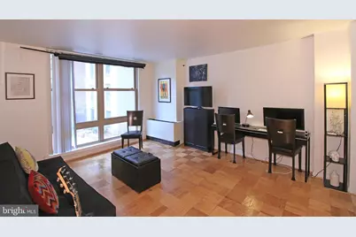 1260 21st Street NW #207, Washington, DC 20036 - Photo 3