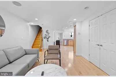 936 T Street NW #UNIT B, Washington, DC 20001 - Photo 5