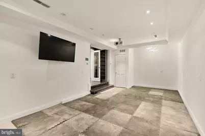 3249 P Street NW, Washington, DC 20007 - Photo 49