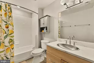2412 17th St NW, Washington, DC 20009 - Photo 11