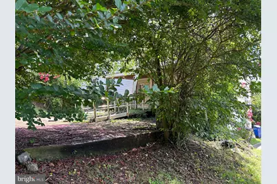 2628 Myrtle Avenue NE, Washington, DC 20018 - Photo 9