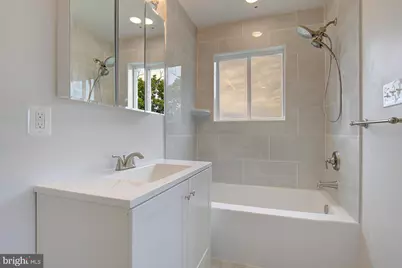 816 Barnaby Street SE, Washington, DC 20032 - Photo 3