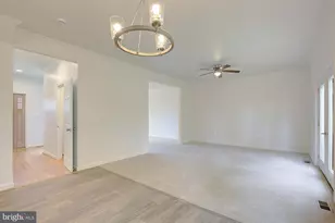 816 Barnaby St SE, Washington, DC 20032 - Photo 7