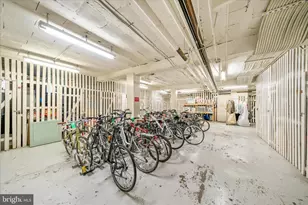 1852 Columbia Rd NW, Washington, DC 20009 - Photo 37