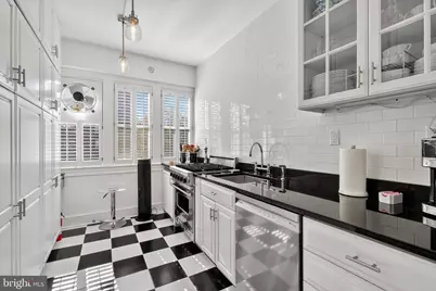 4000 Cathedral Avenue NW #017B, Washington, DC 20016 - Photo 11