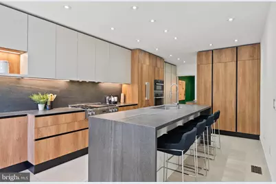 1914 35th Street NW, Washington, DC 20007 - Photo 5