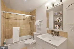 1101 3rd St SW, Washington, DC 20024 - Photo 17