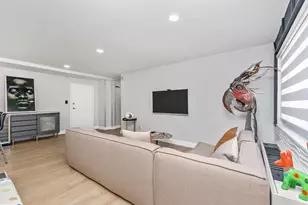 3900 Tunlaw Rd NW, Washington, DC 20007 - Photo 11