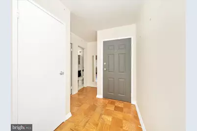 3900 Tunlaw Road NW #613, Washington, DC 20007 - Photo 5