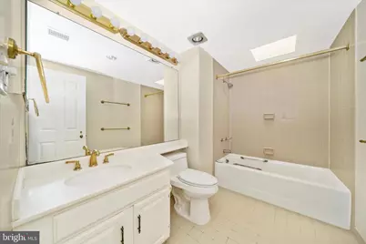 1080 Wisconsin Avenue NW #3001, Washington, DC 20007 - Photo 17