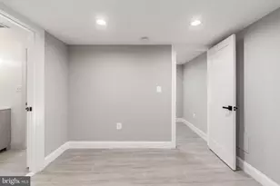 928 Perry Pl NE, Washington, DC 20017 - Photo 27