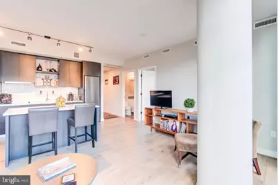 1300 4th Street SE #414, Washington, DC 20003 - Photo 7