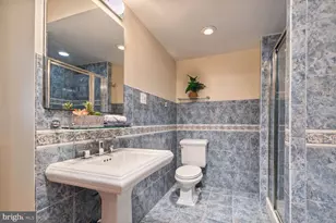 2475 Virginia Ave NW, Washington, DC 20037 - Photo 25