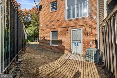 801 Hr Drive SE, Washington, DC 20032 - Photo 29