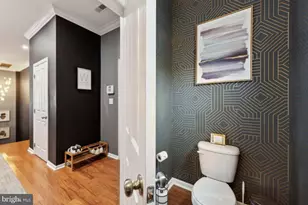 401 Woodcrest Dr SE, Washington, DC 20032 - Photo 9