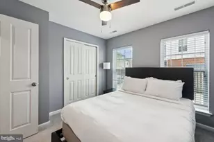 401 Woodcrest Dr SE, Washington, DC 20032 - Photo 15