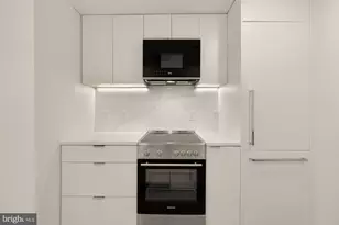 2116 Kalorama Rd NW, Washington, DC 20008 - Photo 13