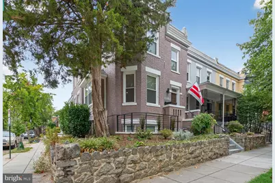 1014 10th Street NE #1, Washington, DC 20002 - Photo 1