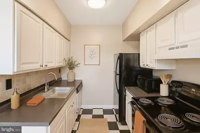 66 New York Avenue NW #403, Washington, DC 20001 - Photo 13