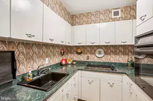 560 N St SW, Washington, DC 20024 - Photo 13