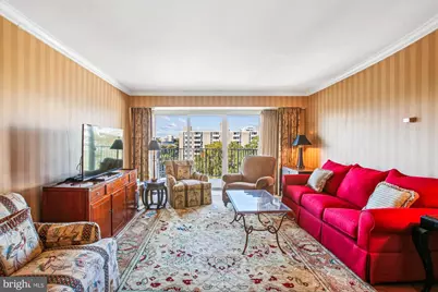 560 N Street SW #N803, Washington, DC 20024 - Photo 3