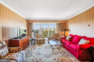 560 N St SW, Washington, DC 20024 - Photo 3