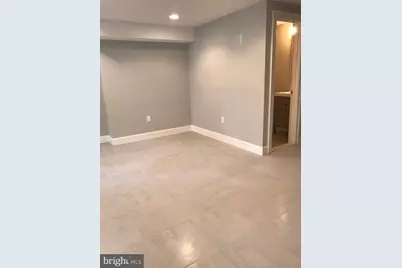 458 M Street NW #B-LOWER LEVEL, Washington, DC 20001 - Photo 7