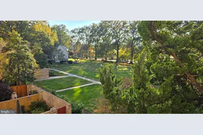 490 M Street SW #W-101, Washington, DC 20024 - Photo 9