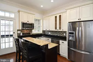 1323 Massachusetts Ave SE, Washington, DC 20003 - Photo 15