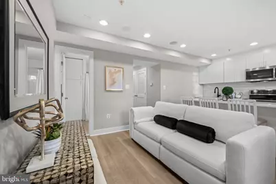 1718 1st Street NW #8, Washington, DC 20001 - Photo 3