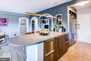 4201 Cathedral Ave NW, Washington, DC 20016 - Photo 19