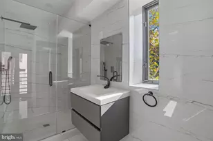 2220 Q St NW, Washington, DC 20008 - Photo 29