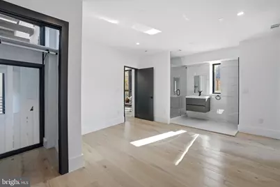 2220 Q Street NW, Washington, DC 20008 - Photo 27