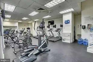 4201 Cathedral Ave NW, Washington, DC 20016 - Photo 43