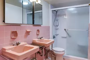 4201 Cathedral Ave NW, Washington, DC 20016 - Photo 29