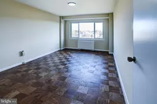 4201 Cathedral Ave NW, Washington, DC 20016 - Photo 31