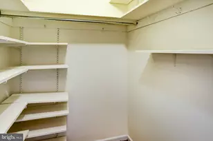 4201 Cathedral Ave NW, Washington, DC 20016 - Photo 13