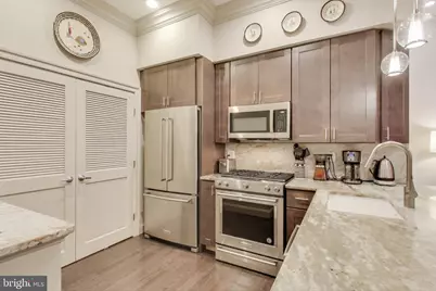 1310 12th Street NW #2, Washington, DC 20005 - Photo 7