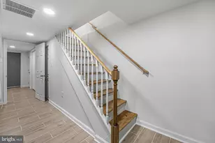 177 V St NE, Washington, DC 20002 - Photo 27