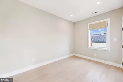 1102 Staples Street NE #301, Washington, DC 20002 - Photo 15