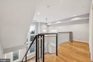 241 R St NE, Washington, DC 20002 - Photo 17