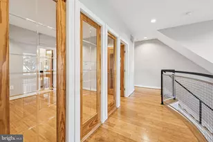 241 R St NE, Washington, DC 20002 - Photo 19