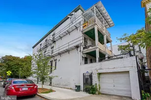 1458 Fairmont St NW, Washington, DC 20009 - Photo 23