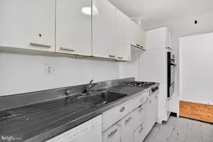 2475 Virginia Ave NW, Washington, DC 20037 - Photo 9