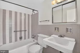 2475 Virginia Ave NW, Washington, DC 20037 - Photo 21