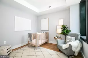 1015 O St NW, Washington, DC 20001 - Photo 23
