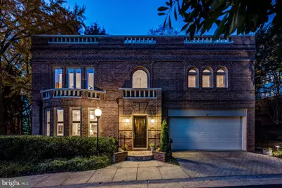 4616 Foxhall Crescent NW, Washington, DC 20007 - Photo 19